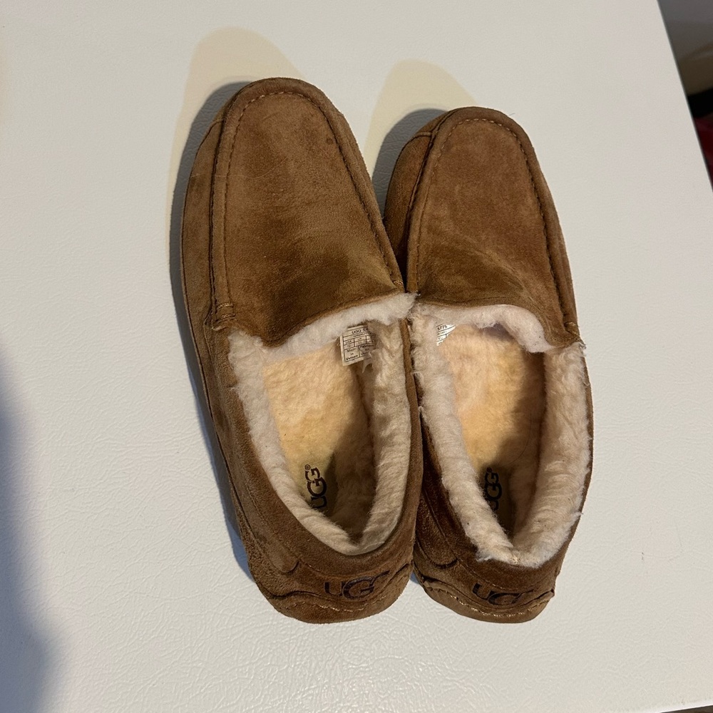 Men's Uggs Ascot Slipper Size 12